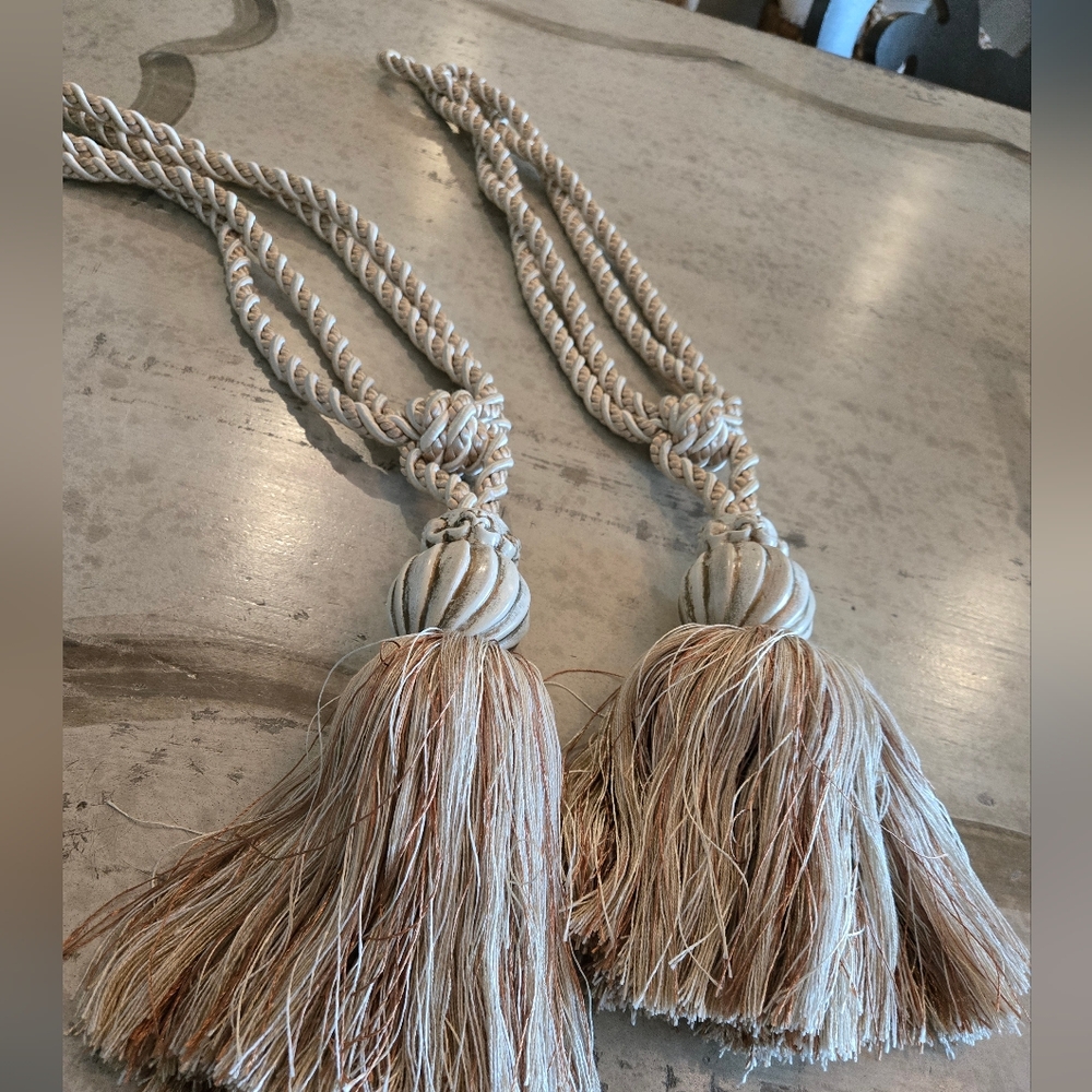 Elegant Porcelain & Silk 29" Tassel Tiebacks, NWOT